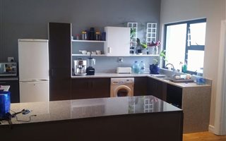 2 Bedroom House in Brooklyn