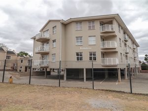 2 Bed Apartment in West Hill
