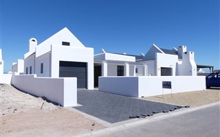 2 Bedroom House in Britannia Bay