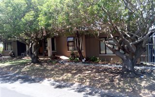2 Bedroom House in Kleinmond