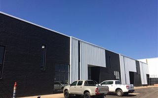 Commercial space in Montana Park