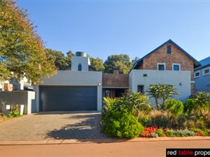 3 Bed House in Olympus AH