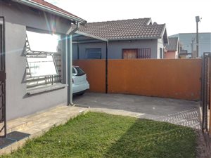 2 Bed House in Fleurhof