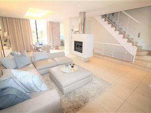 2 Bed Apartment in Melrose Arch