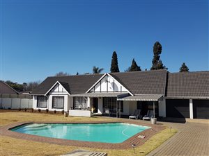 4 Bed House in Albemarle