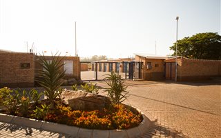 18 m² Commercial space in Willow Park Manor