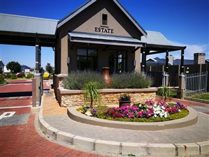 800 m² Land available in Kraaibosch