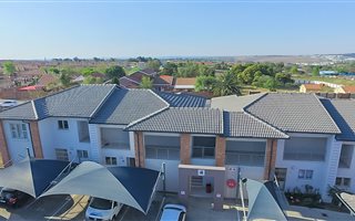 2 Bedroom Apartment in Erand Gardens
