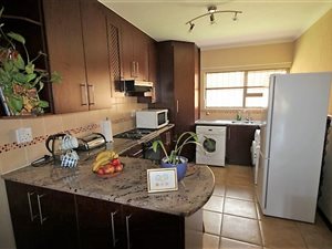 2 Bed Apartment in Monument
