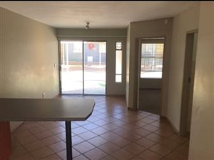 2 Bed Apartment in Pollak Park
