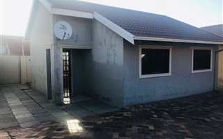 2 Bedroom House in Cosmo City