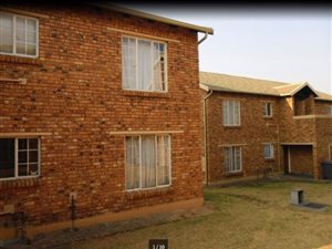 2 Bedroom Townhouse in Chloorkop