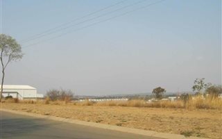 2.5 ha Land available in Kya Sands