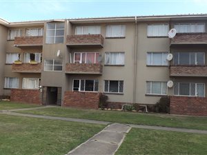 2 Bed Flat in Newton Park
