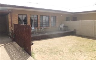 3 Bedroom House in Park West