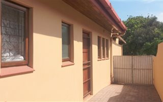 1 Bedroom Flat in Vredenburg
