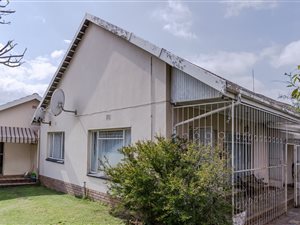 4 Bed House in Rustenburg Central