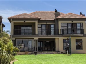 4 Bed House in Vaal Marina