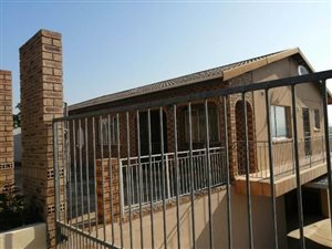 5 Bed House in Dawncrest