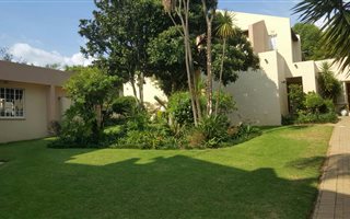 1 Bedroom Apartment in Edenburg