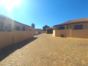 3 Bed House in Greenhills