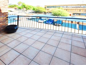 2 Bed Apartment in Halfway House
