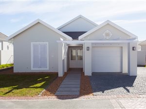 3 Bedroom House in Val de Vie