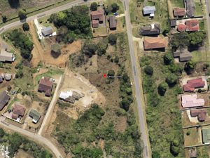 1023 m² Land available in Umkumbaan