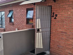 2 Bed Apartment in Albertsdal