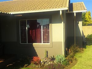 3 Bedroom House in Thatchfield