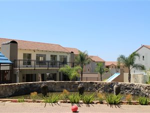 2 Bed Apartment in Paramount Estate