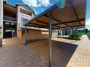 3 Bed Townhouse in Roodeplaat