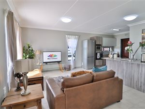 3 Bed Townhouse in Derdepoort