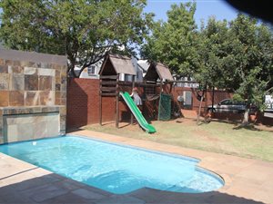 2 Bed Apartment in North Riding