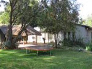 4 Bed House in Die Wilgers