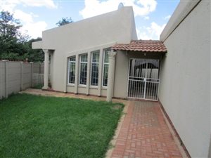 3 Bed House in Eike Park