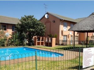 2 Bed Apartment in Germiston Central