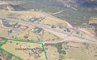 27 ha Land available in Lynnfield Park