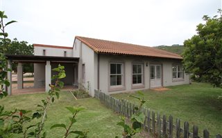 3 Bedroom House in Whale Rock