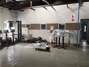 500 m² Industrial space in Booysens Reserve