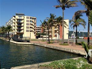 5034 m² Land available in Point Waterfront