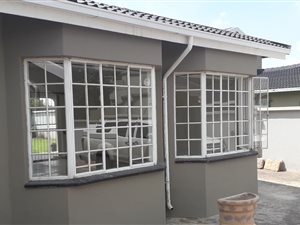 4 Bed House in Sonneveld