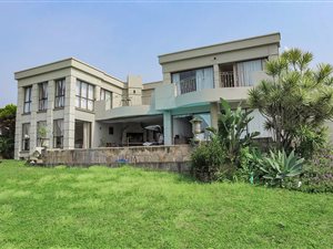 6 Bedroom House in Freeland Park