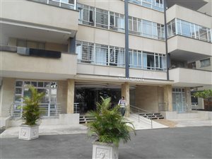 3 Bed Apartment in North Beach