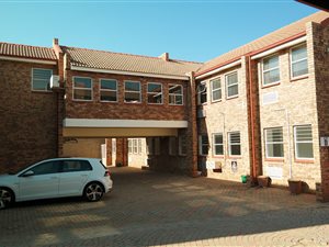 278 m² Office Space in Fairland