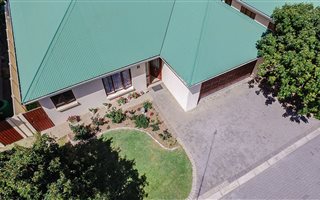 3 Bedroom Townhouse in Oatlands North