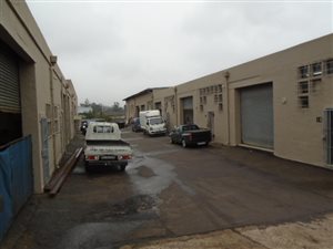 2667 m² Industrial space in New Germany