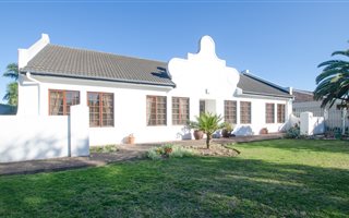 3 Bedroom House in Heather Park