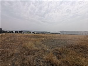 1.4 ha Land available in Cornubia