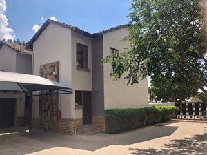 2 Bed Townhouse in Garsfontein